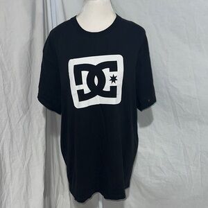 DC Shoes Black Logo T-Shirt, Short Sleeve Size Large Casual Wear